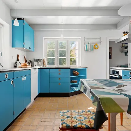Lovely In With Kitchen Nyaraló