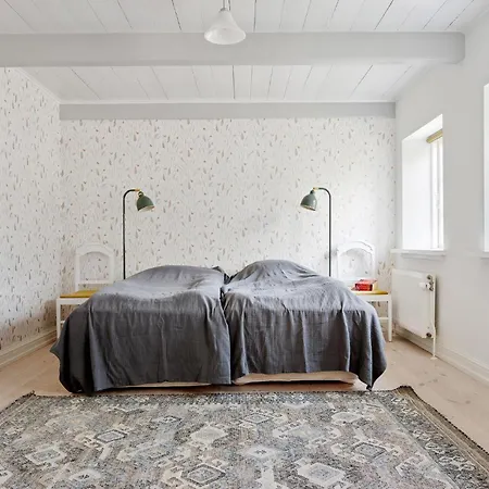 Gorgeous In With Wifi